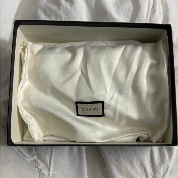 Elegant Black Gucci Dionysus Clutch - Picture 8 of 8